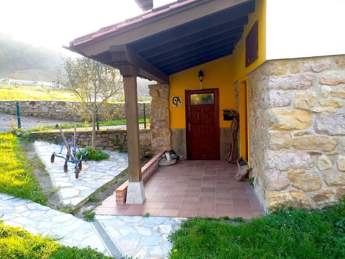 הוילה El Llano Casa Del Sella מראה חיצוני תמונה