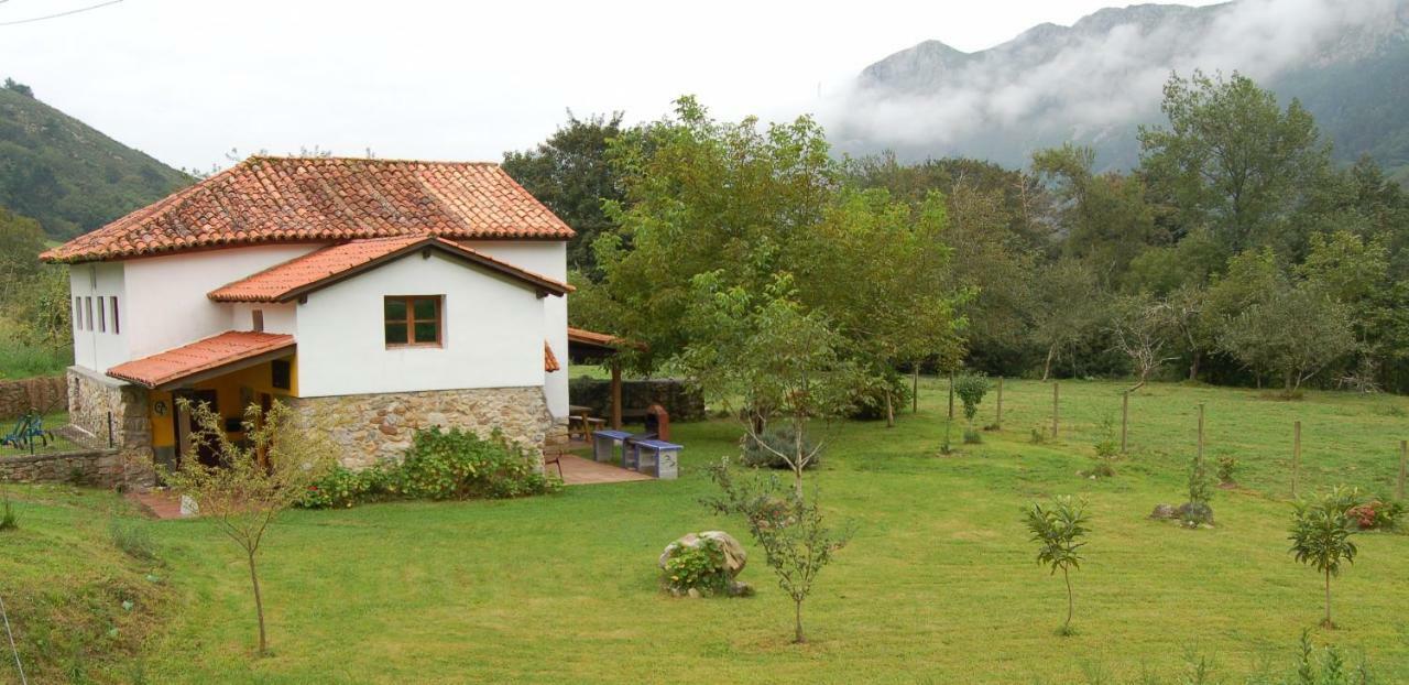 הוילה El Llano Casa Del Sella מראה חיצוני תמונה